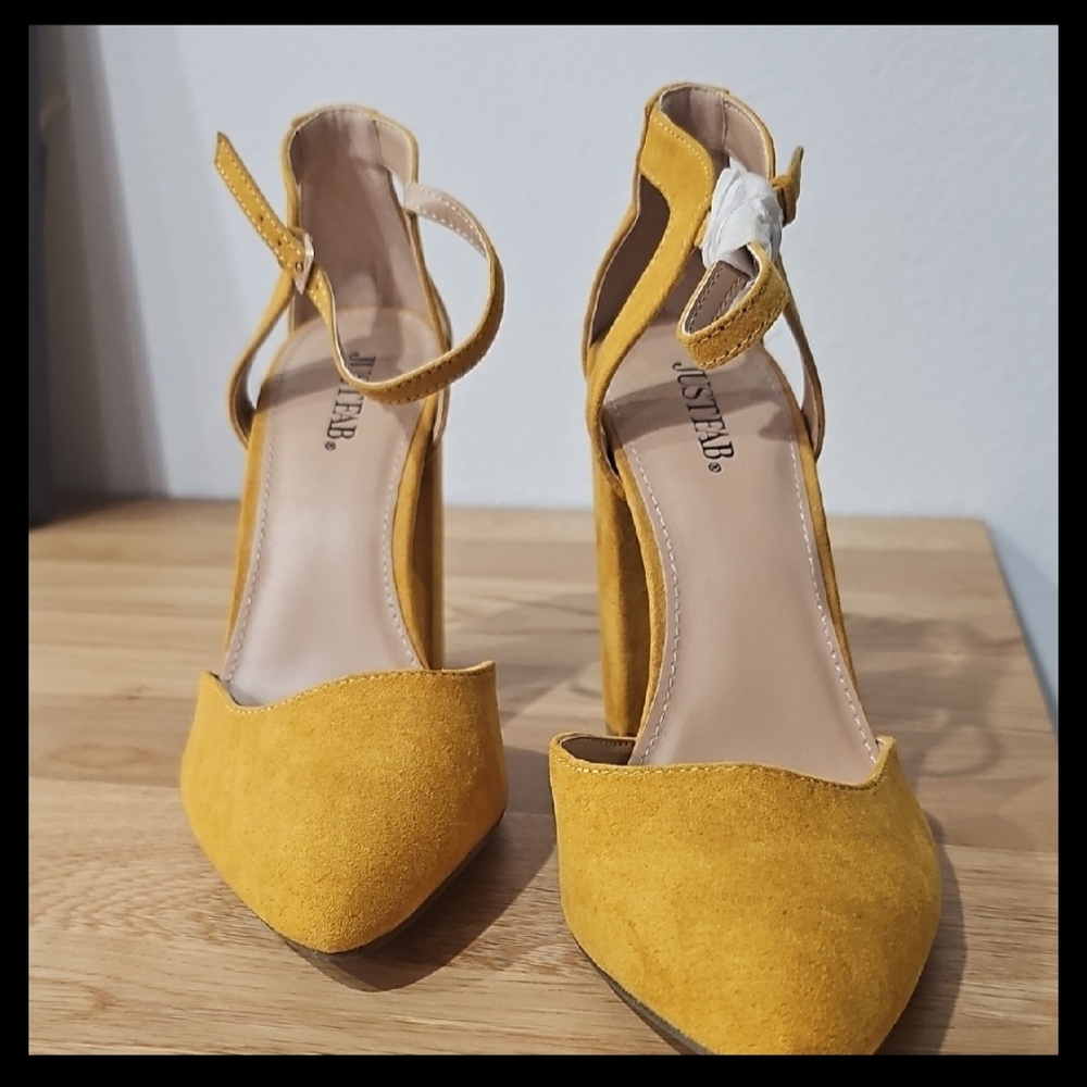 JustFab Women's Yellow Heels